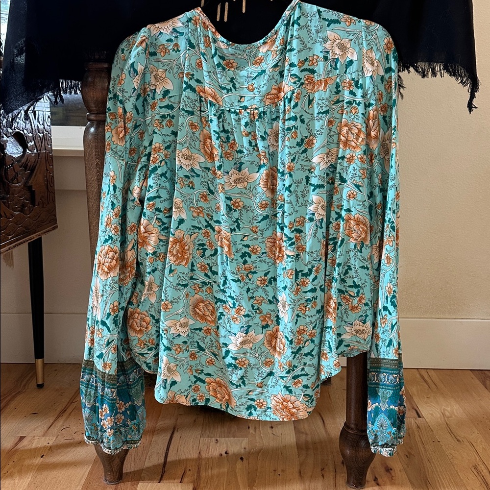 Green boho blouse - Picture 3 of 6